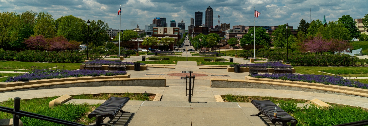 Des Moines, Iowa -- concrete and steel products